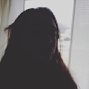 Meet your Posher, Maya